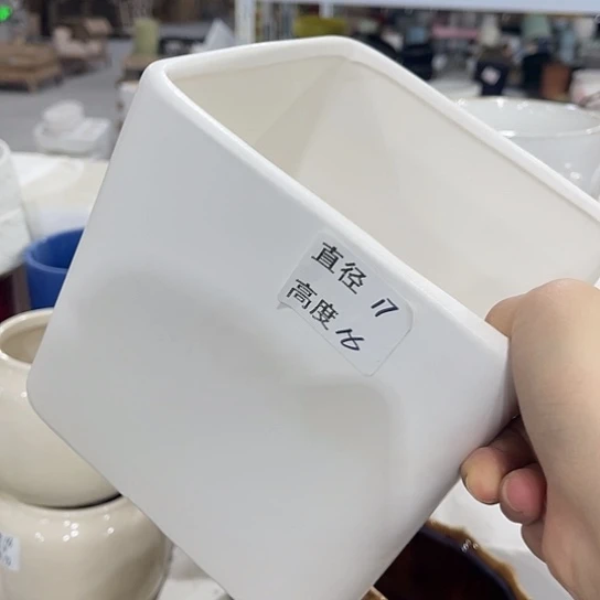 多肉绿植陶瓷花盆9.9包邮，有孔