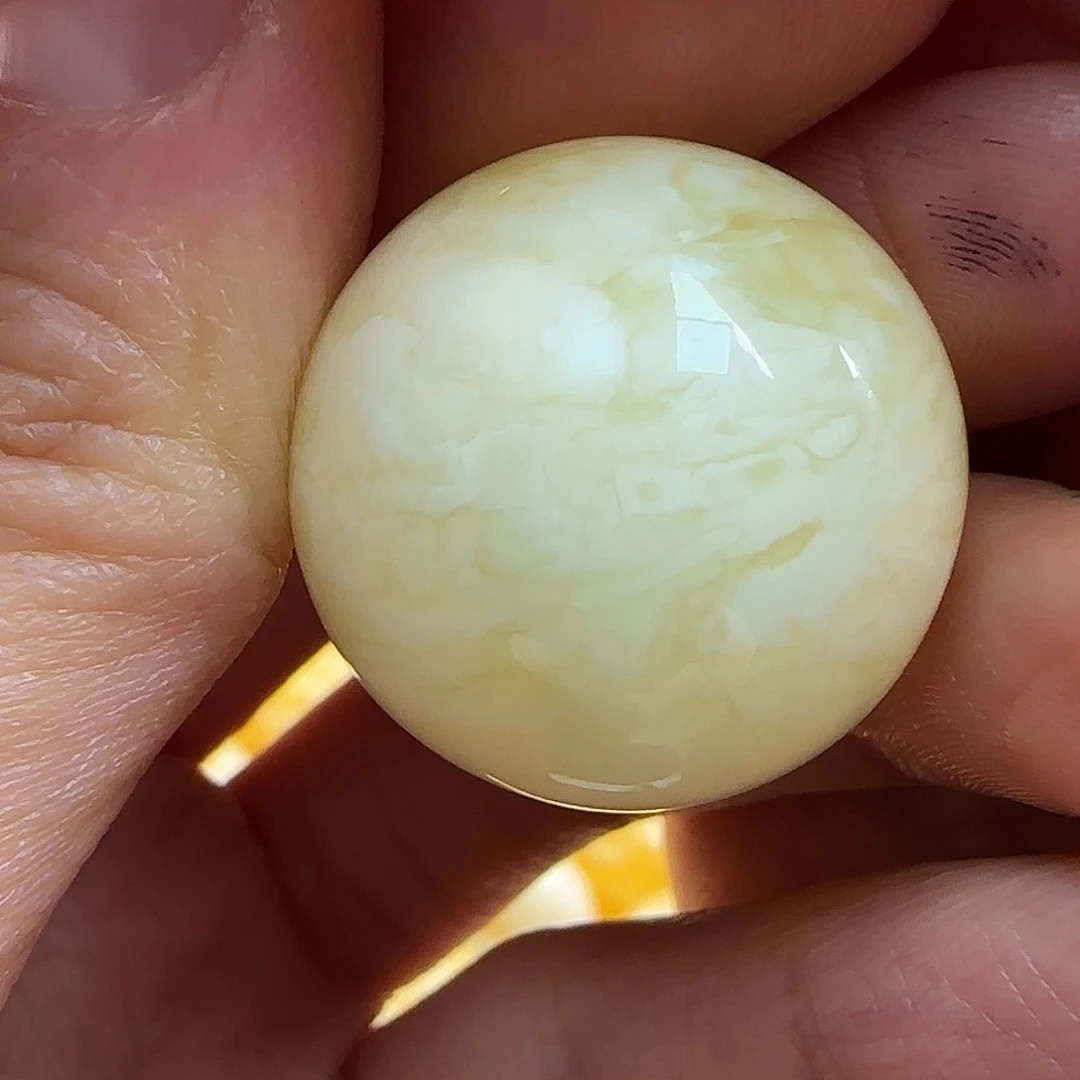 蜜蜡未镶嵌珠宝奇石24，