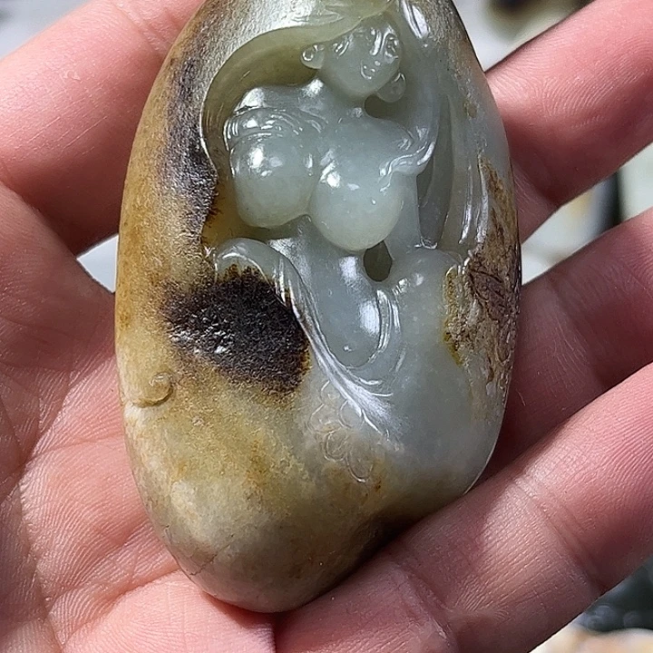 伟***国和田玉未镶嵌把件