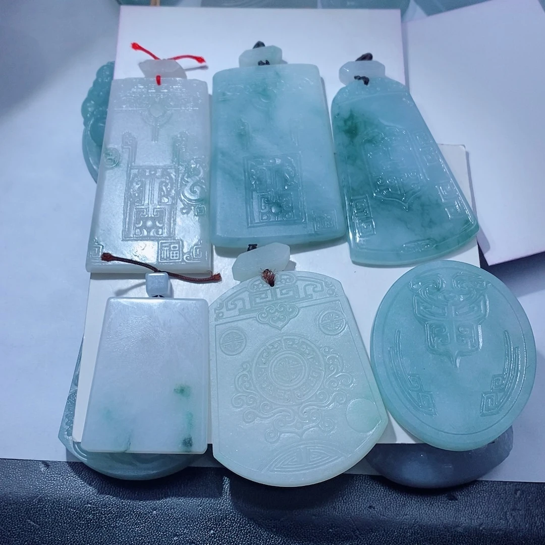 昆***眉定制翡翠未镶嵌翡翠