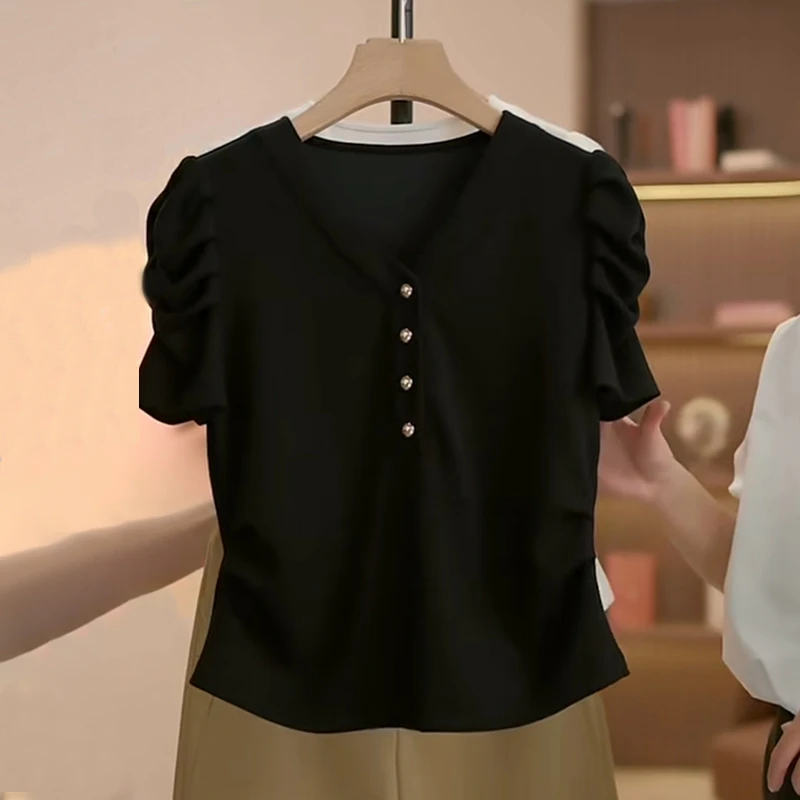 V字领正肩薄款短袖小衫女2025夏季新款设计感洋气气质T恤上衣爆款