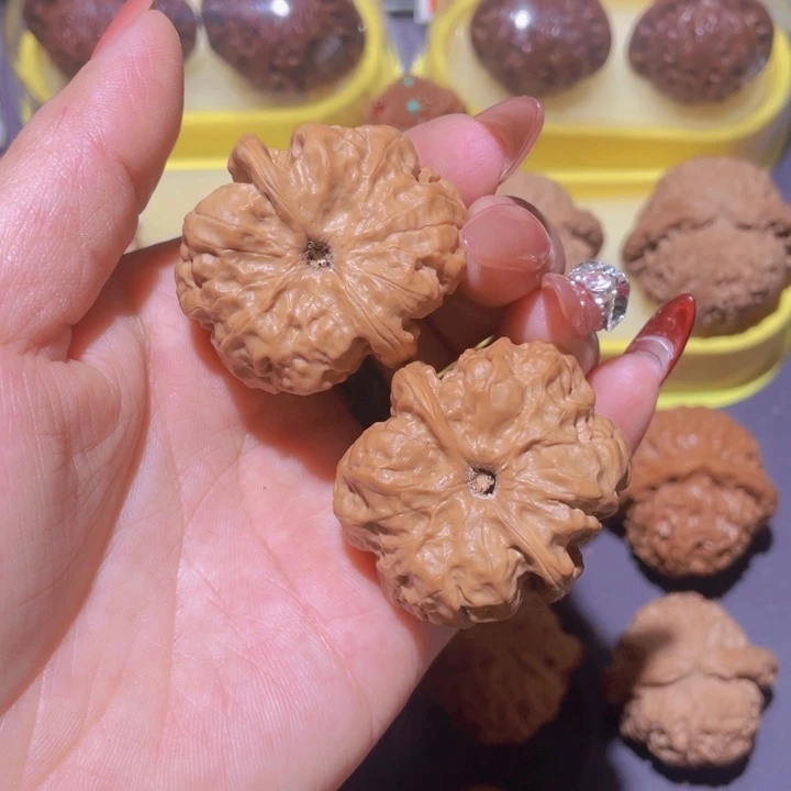 核桃手串/手链蛤蟆头39尺，已打底