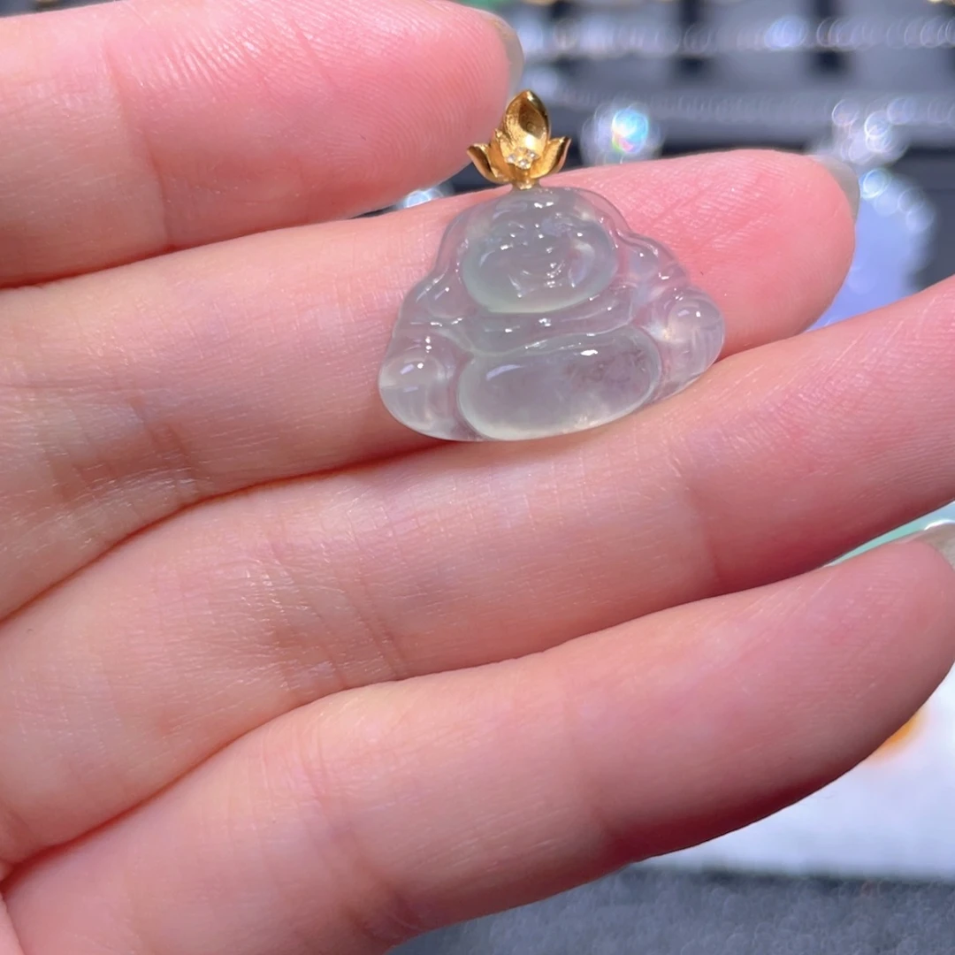 翡翠18K金镶嵌颈饰翡翠