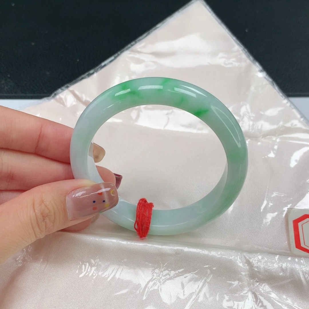 未镶嵌手镯翡翠011