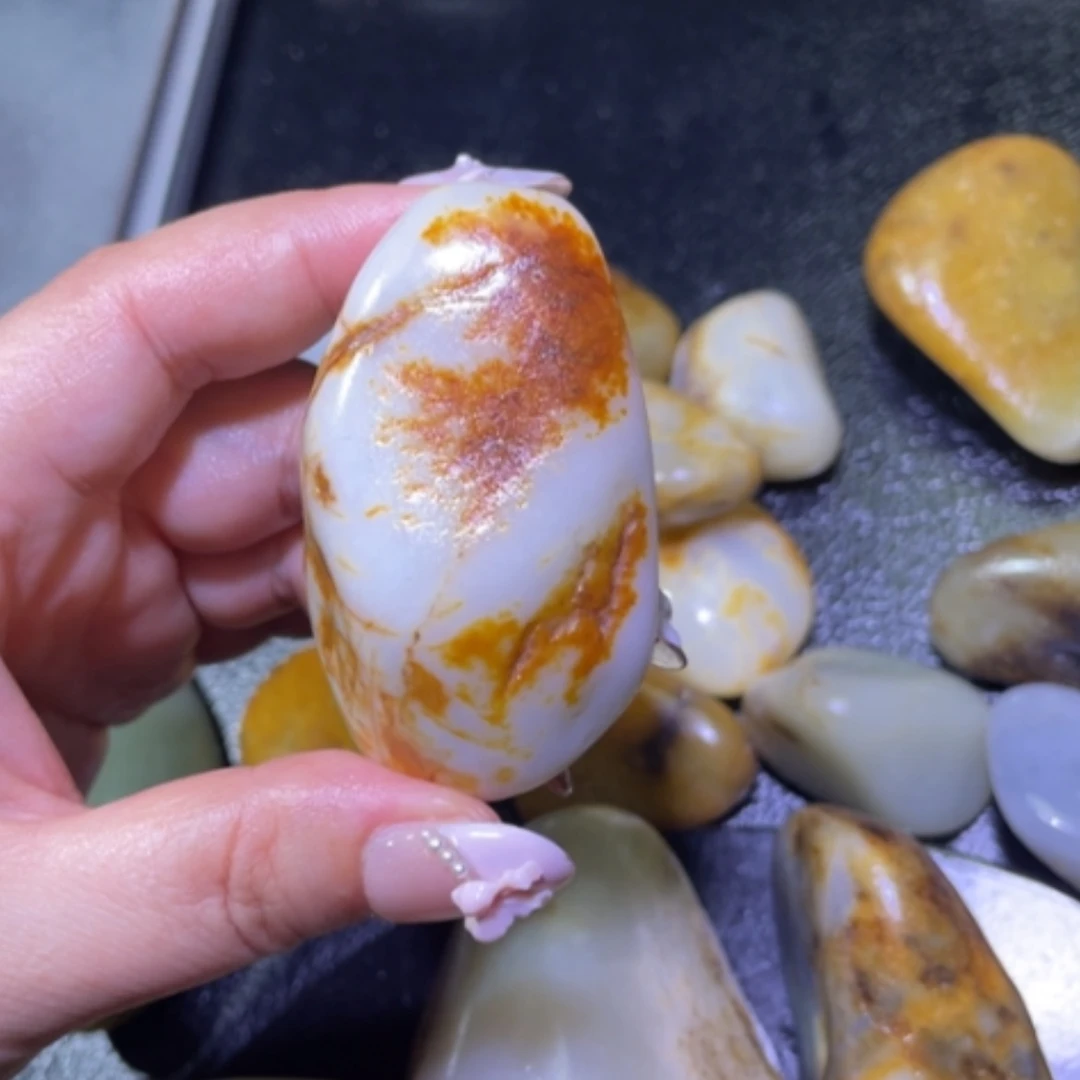 【闪购商品】颈饰未镶嵌和田玉安**械