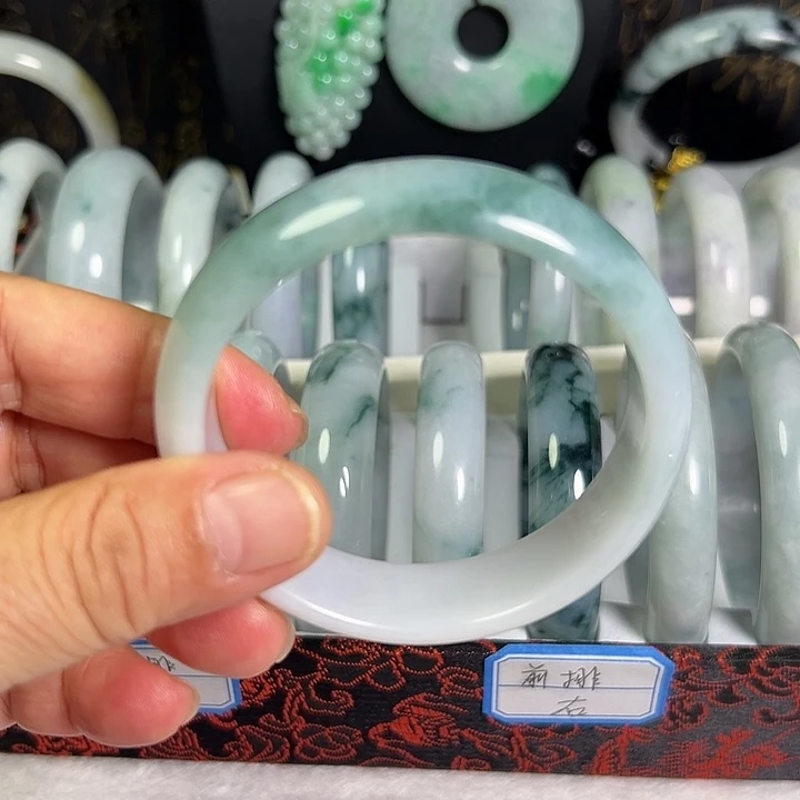 翡翠未镶嵌手镯天然