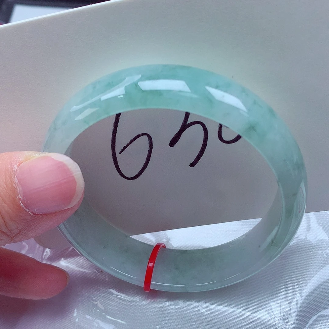 翡翠未镶嵌手镯翡翠