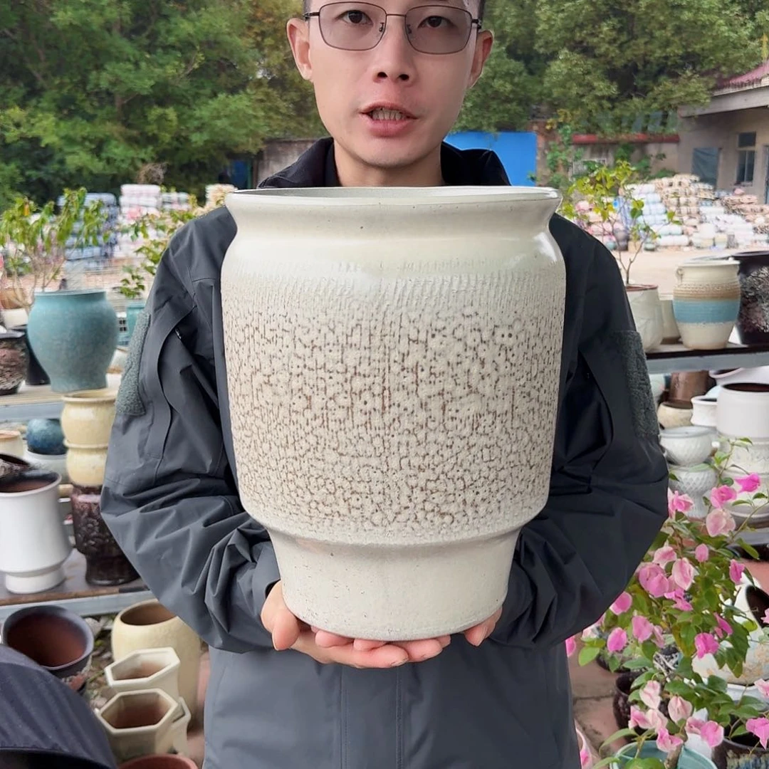 紫砂花盆口25高31（一个直筒泡泡