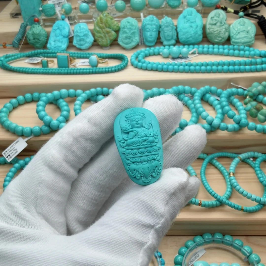 绿松石未镶嵌珠宝奇石