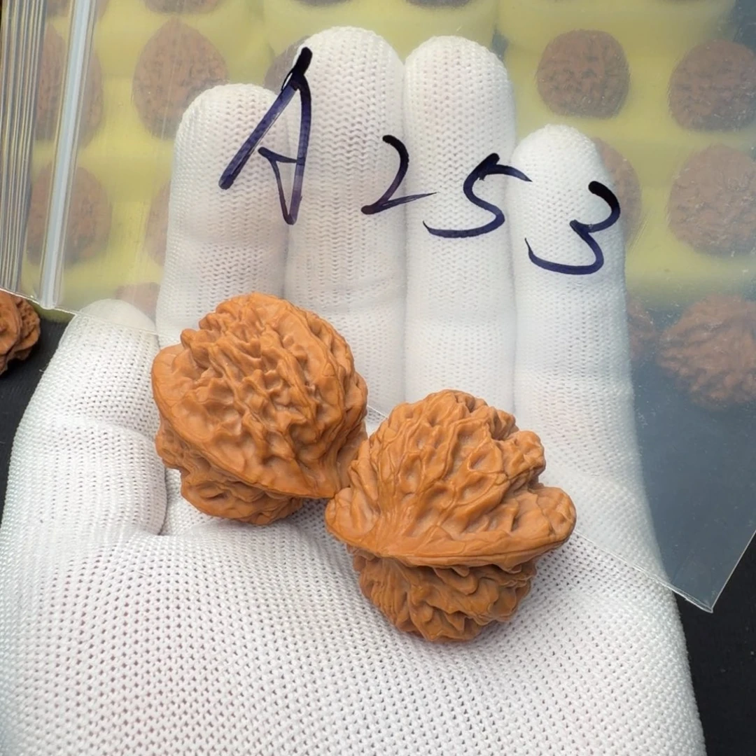 文玩核桃吊坠秦闷全品36