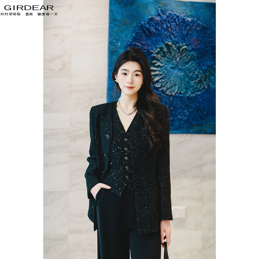 GIRDEAR/哥弟秋冬时尚个性小香风质感V领亮片设计感外套女1400812
