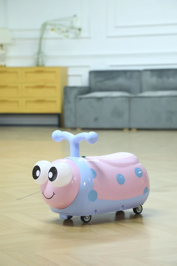 七星瓢虫滑行溜溜车1-3岁音乐灯光可骑行