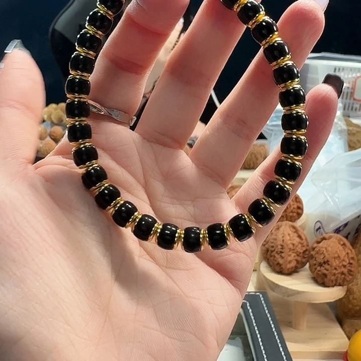 桃核吊坠金边耶蒂