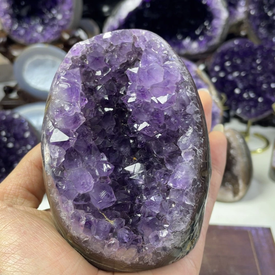 水晶大型摆件（非配饰）未镶嵌