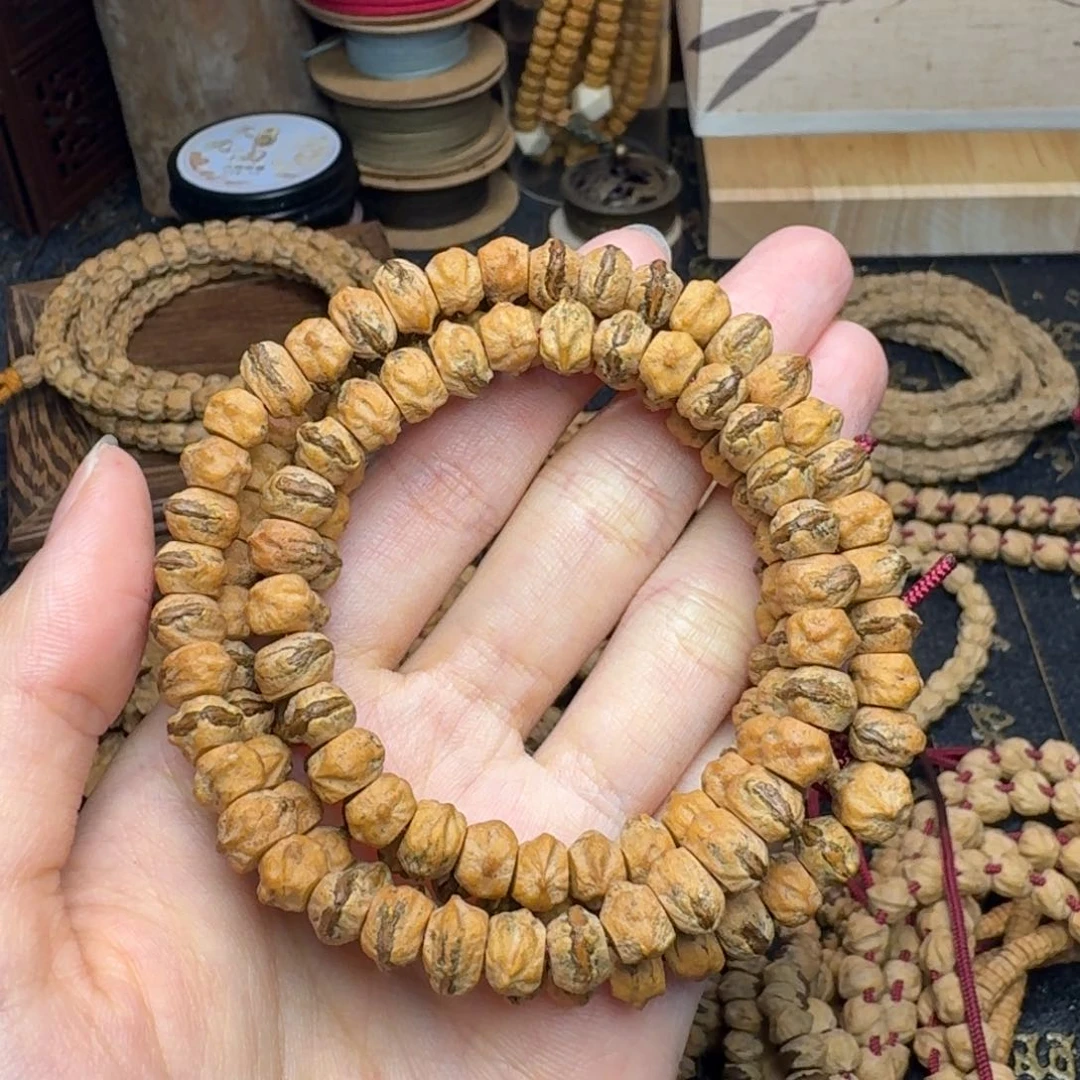 柏香籽/百香籽吊坠藏切红芽