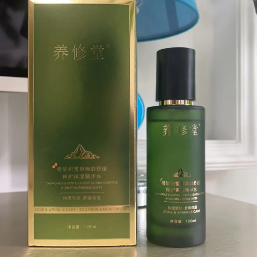 养修堂母菊积雪草精华水（新款）