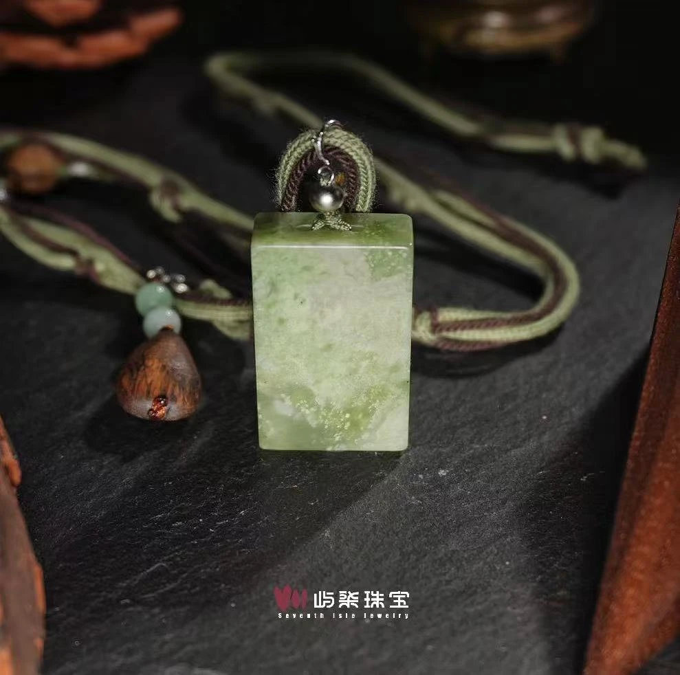 A039 和田玉银925镶嵌 俄料翠青方牌银扣双色绳颈饰多样性发一