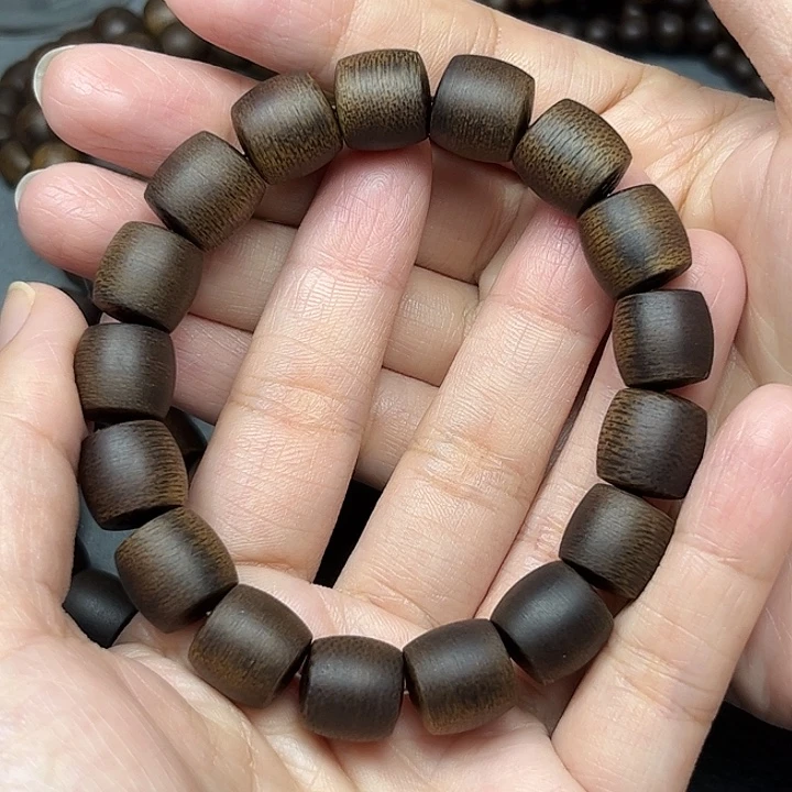 沉香碎屑沉香白棋玉化1.2