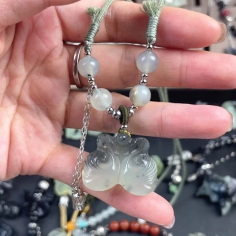 蛇纹石玉合金颈饰