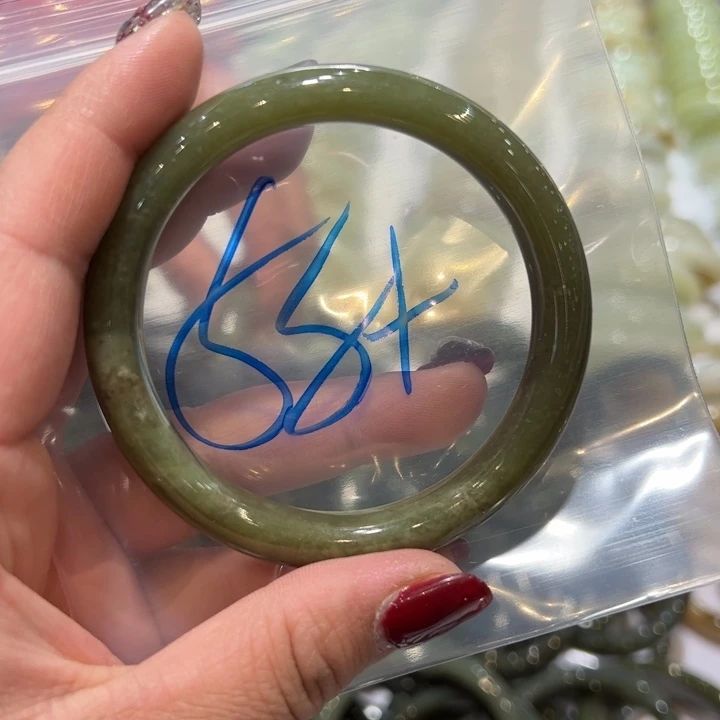 和田玉（糖玉）手镯未镶嵌