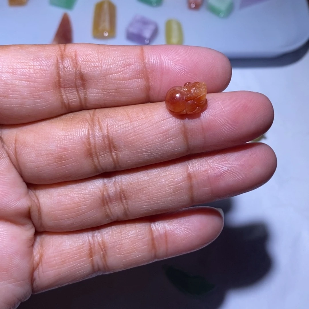 颈饰未镶嵌翡翠4