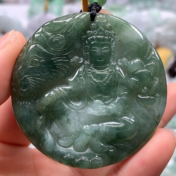 翡翠未镶嵌颈饰文殊菩萨福利