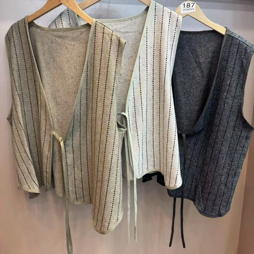 S8710 百搭系带秋季常规马夹秋冬时尚流苏宽松