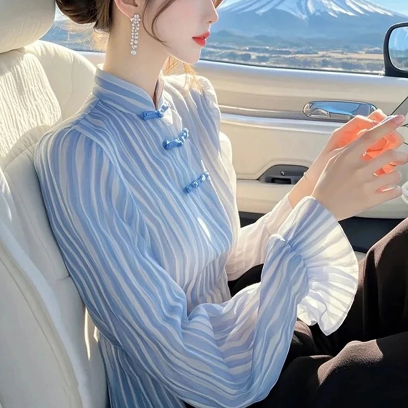 今年流行新中式衬衫女春季新款气质显瘦上衣别致百搭长袖条纹衬衣
