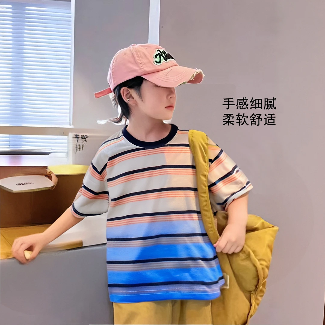 儿童夏季时尚百搭短袖舒适休闲渐变条纹短袖