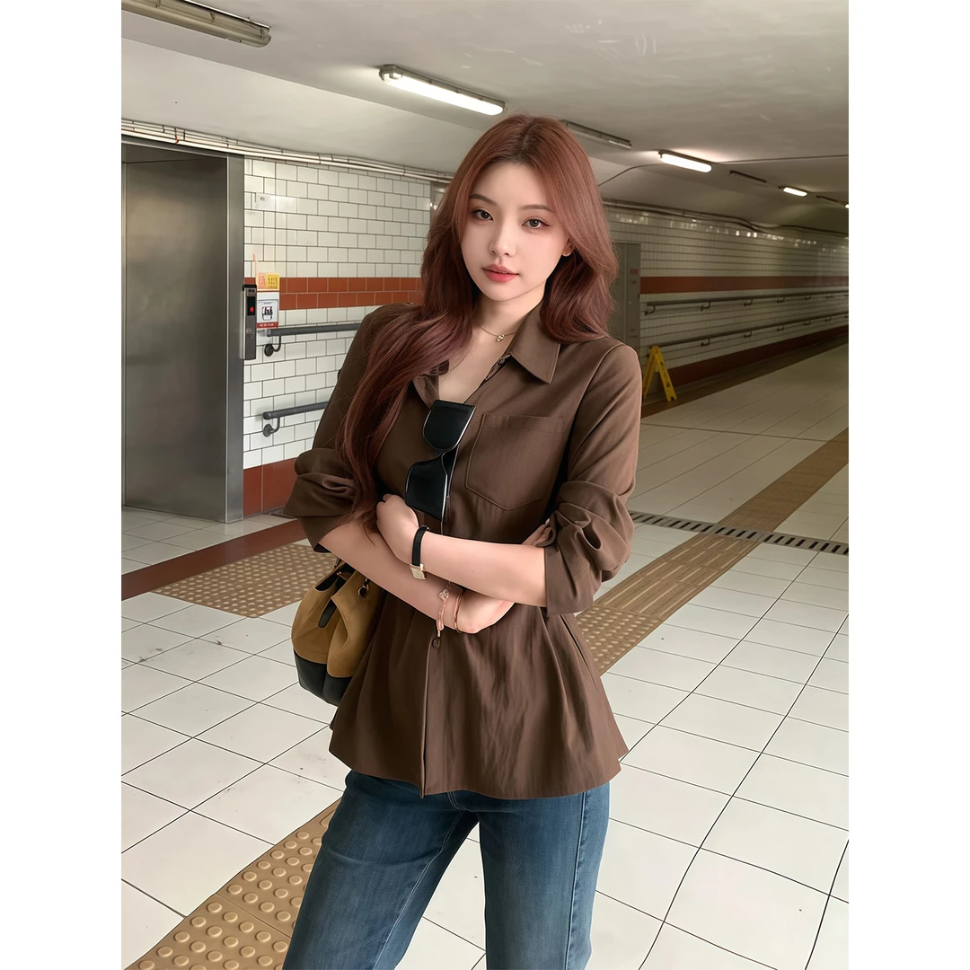 辣妹风翻领纽扣长袖衬衫女秋季新款修身显瘦高级感小众设计感上衣