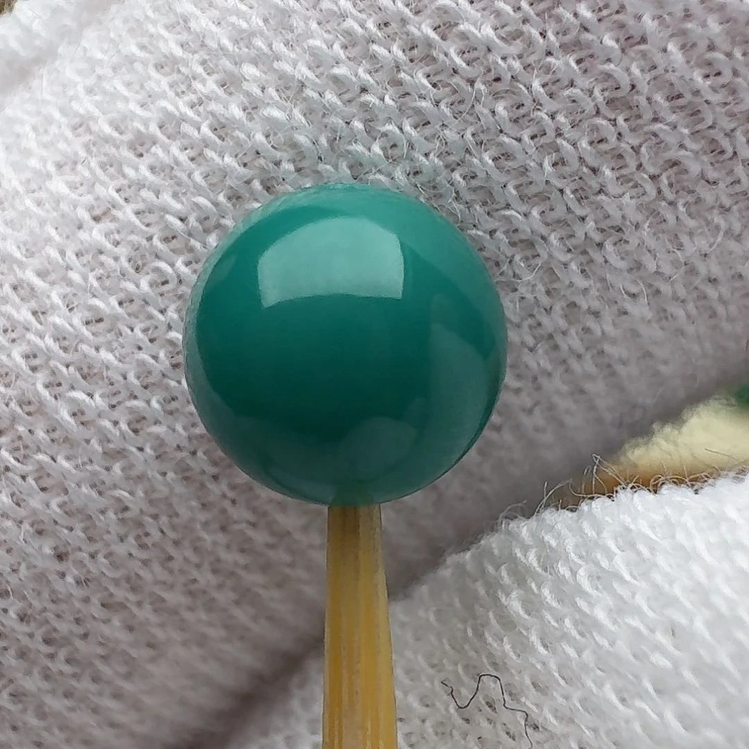 绿松石未镶嵌圆珠6.5