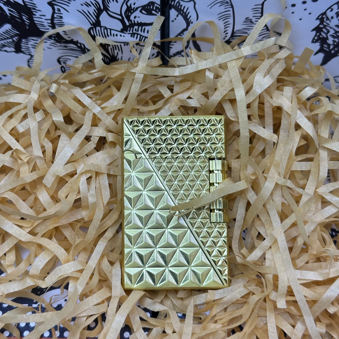 高端个性菱形金属砂轮充气复古明火打火机送男友老公礼物