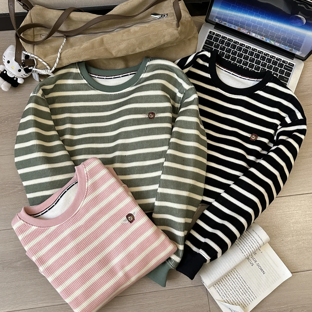 阿悄订制 冬款 王牌飞行员小熊毛衣面料条纹圆领卫衣加绒#86872