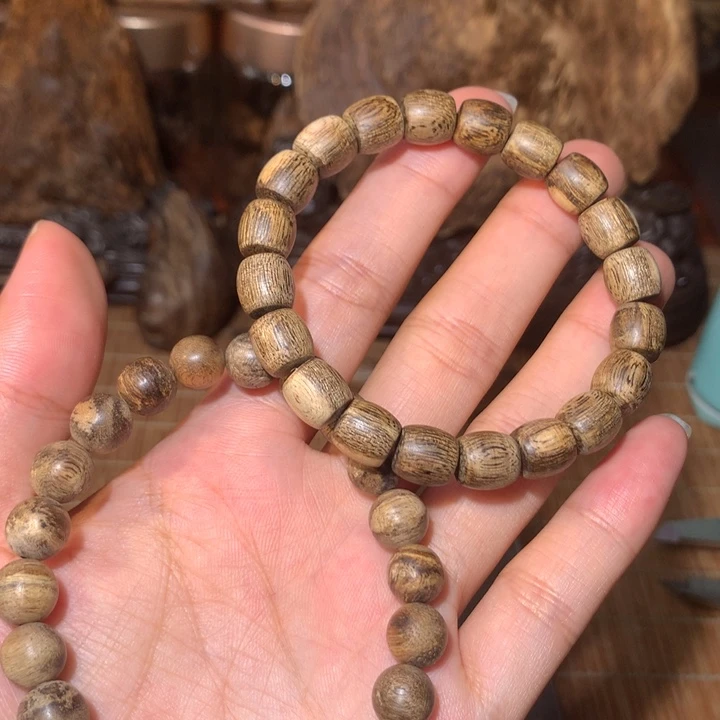 ****哥手串沉香两条手串