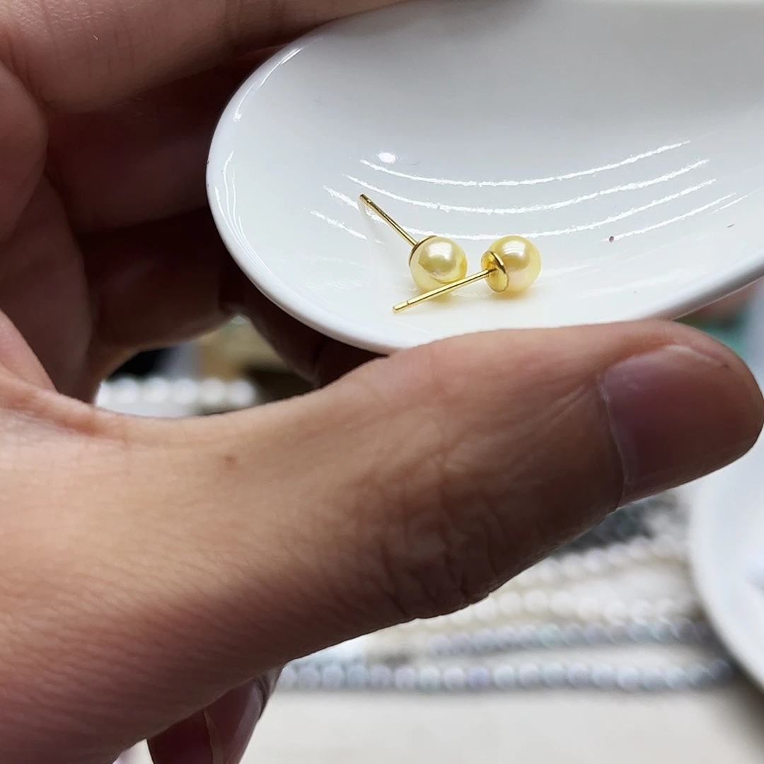 银S925镶嵌耳饰海水珍珠