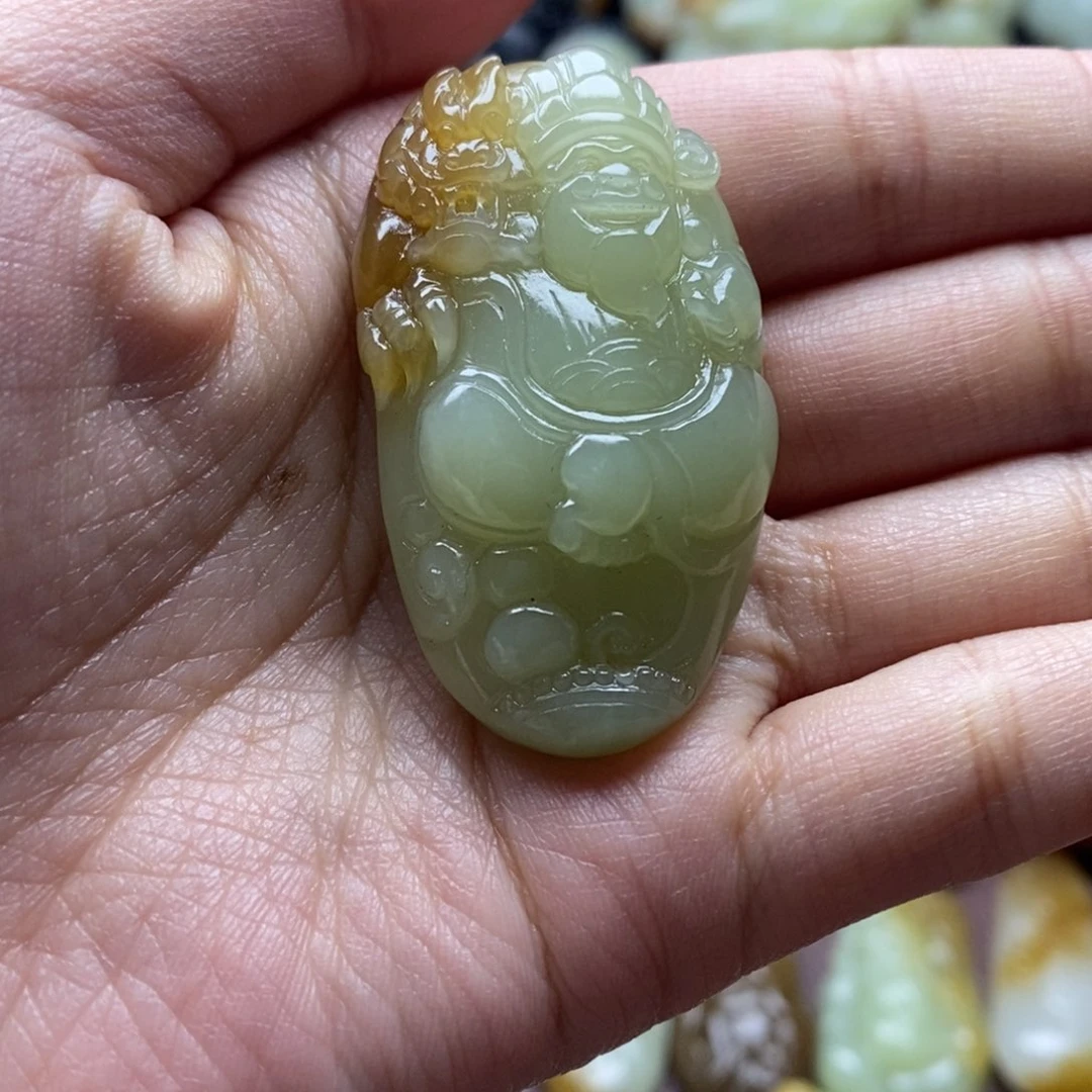 吊坠(不含链)未镶嵌和田玉（糖玉）
