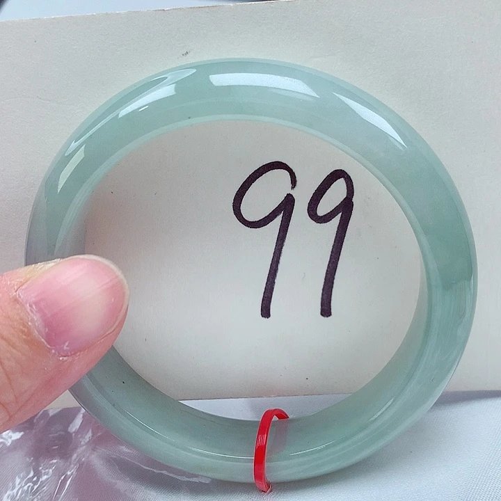 翡翠未镶嵌手镯翡翠