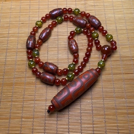 未镶嵌颈饰玛瑙/玉髓