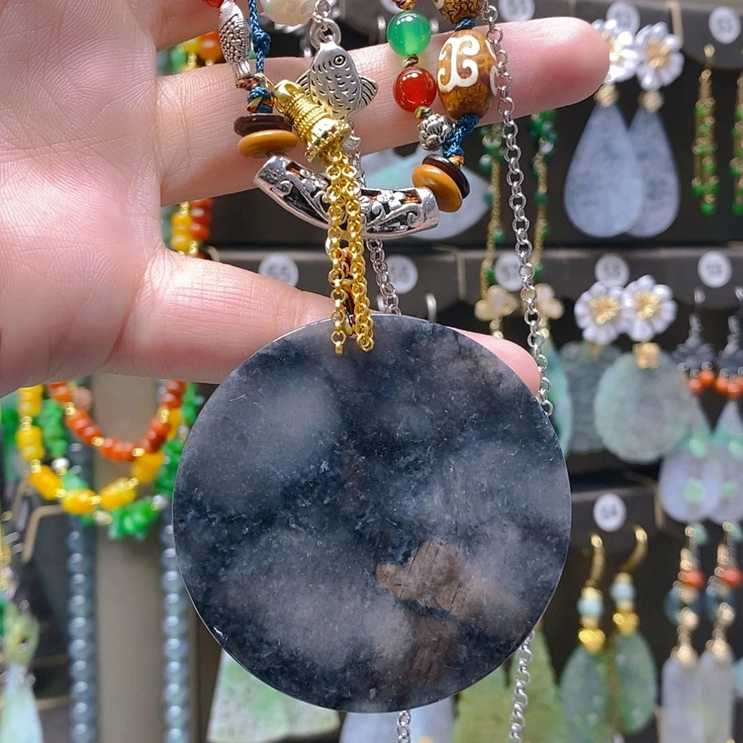 未镶嵌翡翠耳饰翡翠