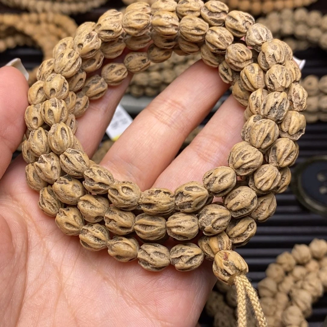 柏香籽/百香籽吊坠大**山