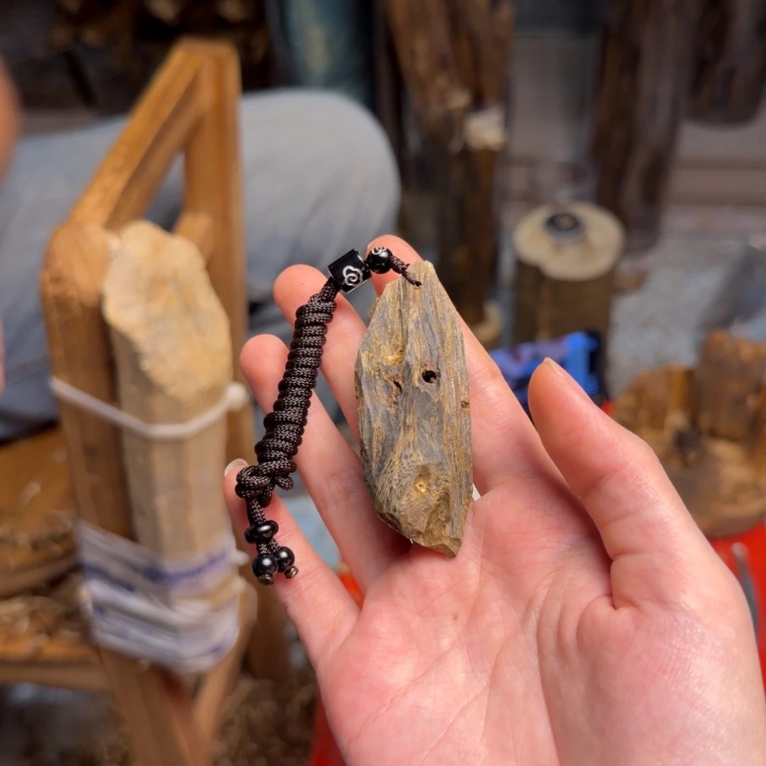 沉香碎屑沉香张勺子块料13克