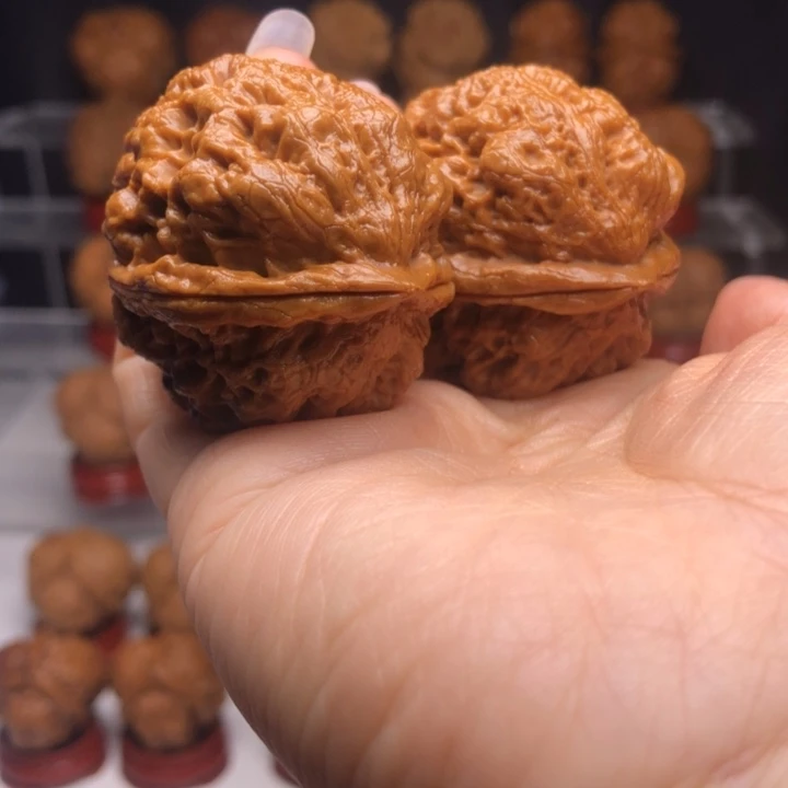 吊坠桃核19舍利塔金蟾