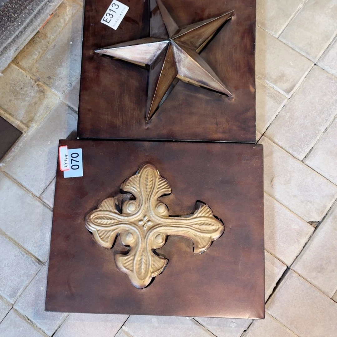 木铁艺挂画。     315