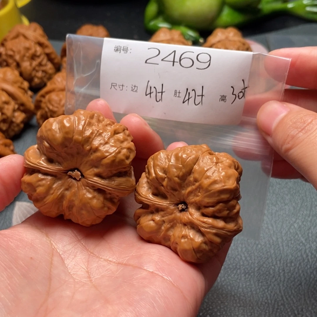 文玩核桃吊坠蛤蟆