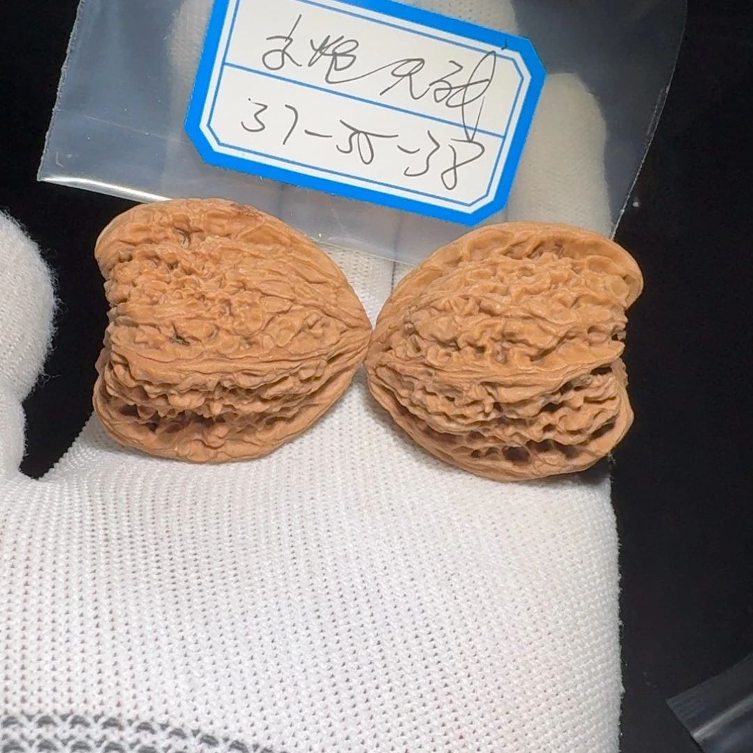 文玩核桃把件飞***庄46号南疆高炮黄