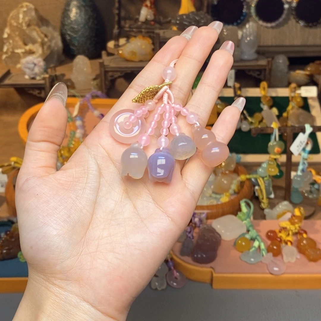 玛瑙/玉髓未镶嵌车挂挂件