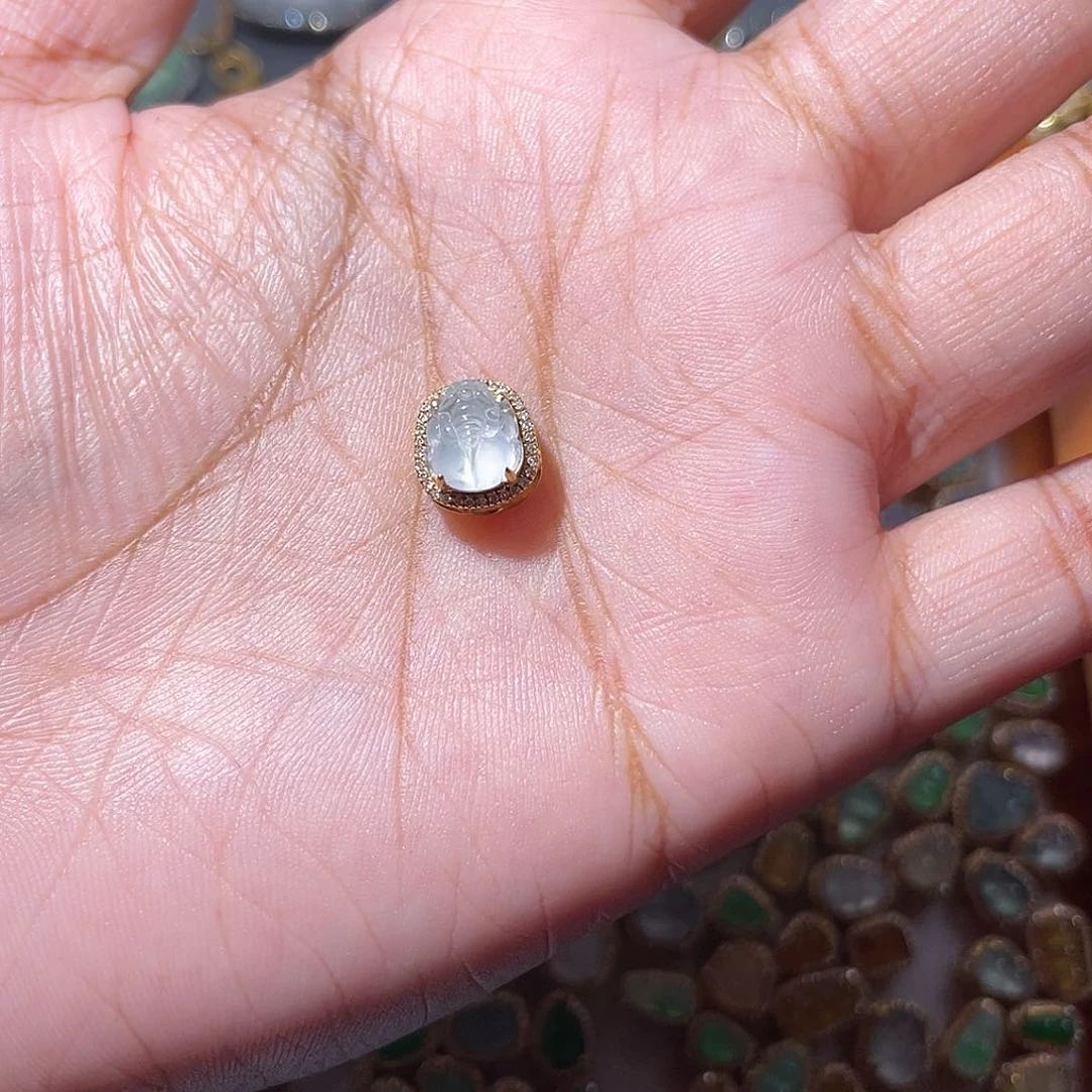 吊坠(不含链)18K金镶嵌翡翠