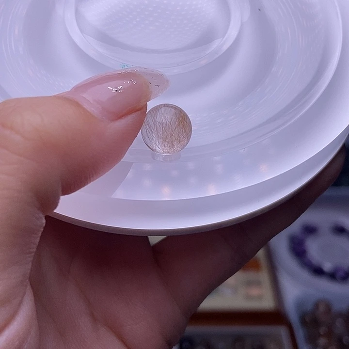 水晶手链未镶嵌?**•