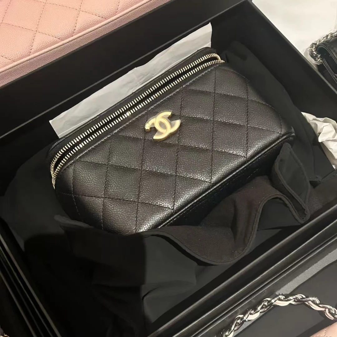 99新 Chanel/香奈儿 黑金荔枝纹牛皮长化妆盒斜挎包