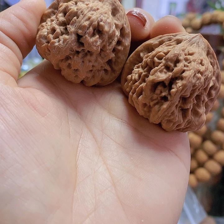 【闪购商品】文玩核桃把件41平谷凹底油